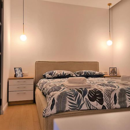 Tom'S Luxury Apartment Zadar, Branimirova Obala ภายนอก รูปภาพ